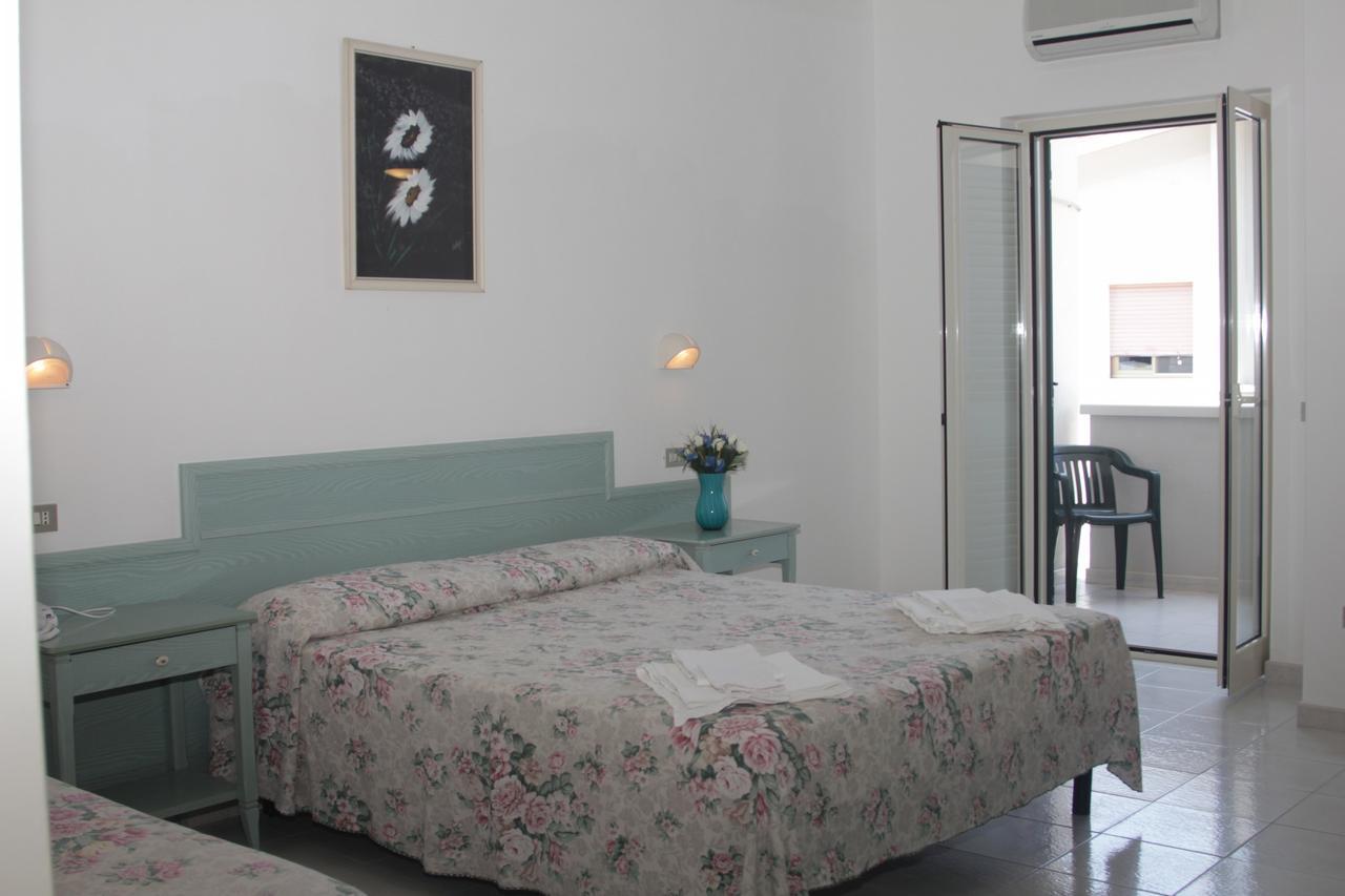 Albergo 2 Pini 로디가르가니코 외부 사진